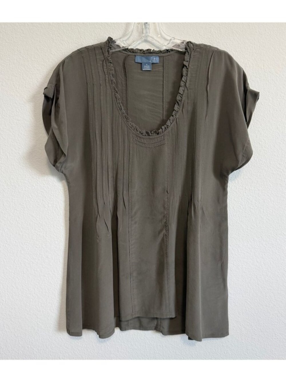 Lie Short Sleeve Ruffled Scoop Neck 100% Silk Sheer Blouse Women's Size 4